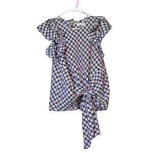 Size- S Mustard Seed checkered top with ruffled sleeves!